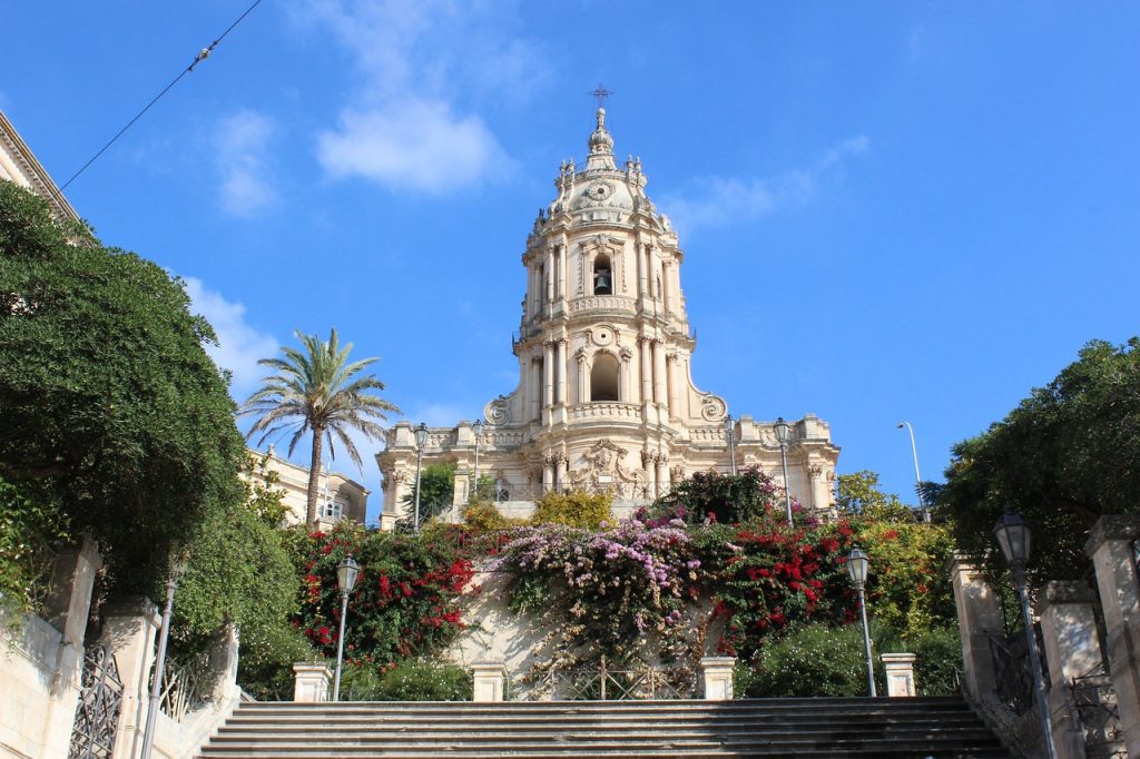 Luoghi del Commissario Montalbano: duomo di san Giorgio