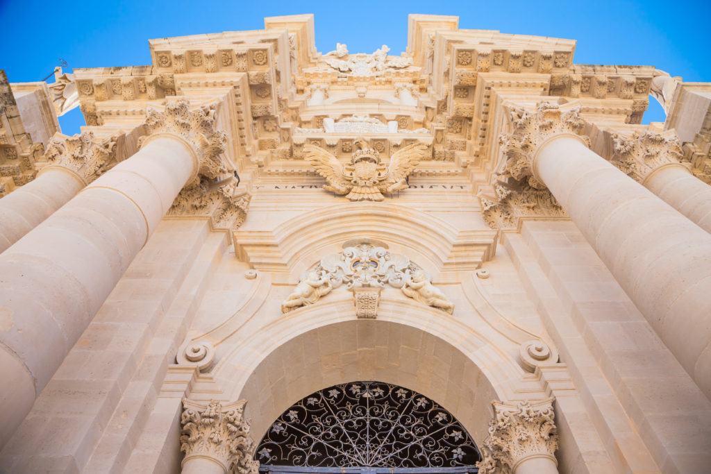 piazza duomo e cattedrale del duomo di siracusa