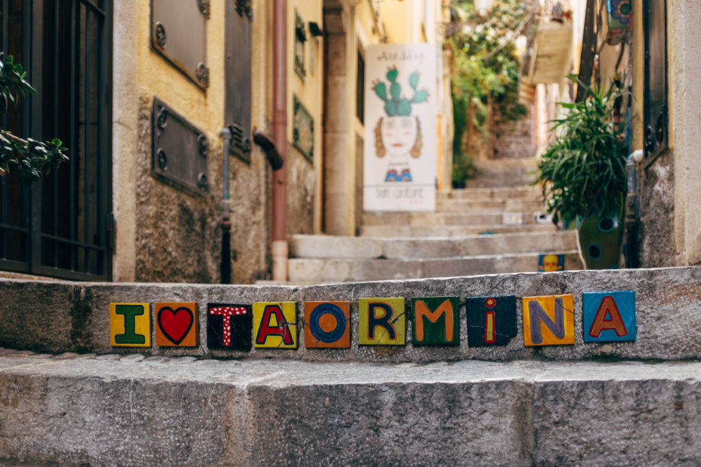 TAORMINA ATTIVITà DA FARE, Taormina: A journey through history and adventure in beautiful Sicily 