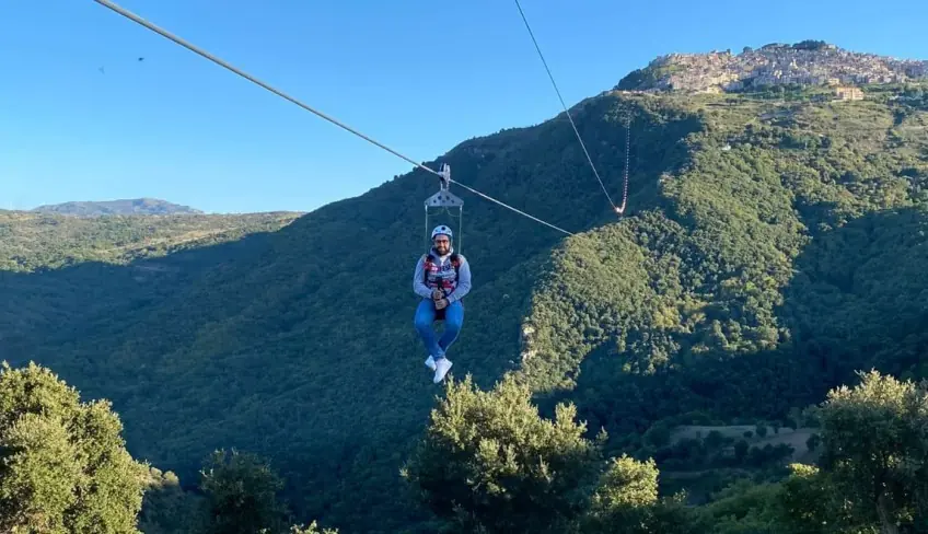 зиплайн в Сан-Мауро-Кастельверде