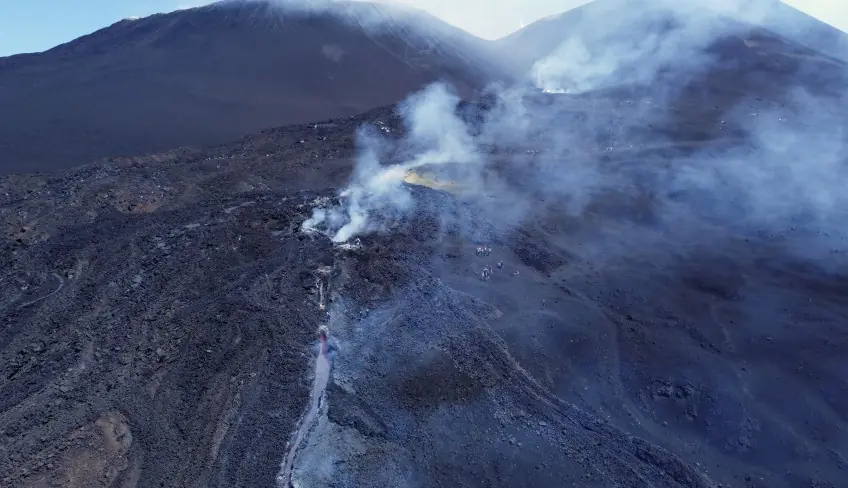 Групповая экскурсия по активным кратерам Этны с сертифицированным гидом