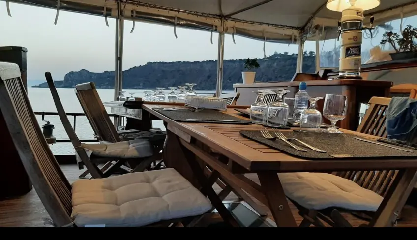 Caicco Eolie - Vacanze In Barca A Vela Eolie