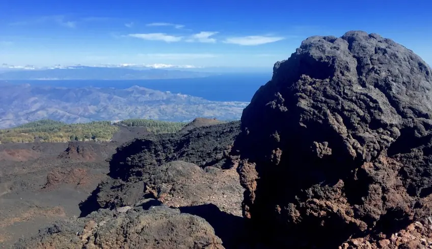 Nature Holiday in Sicily -hiking Etna