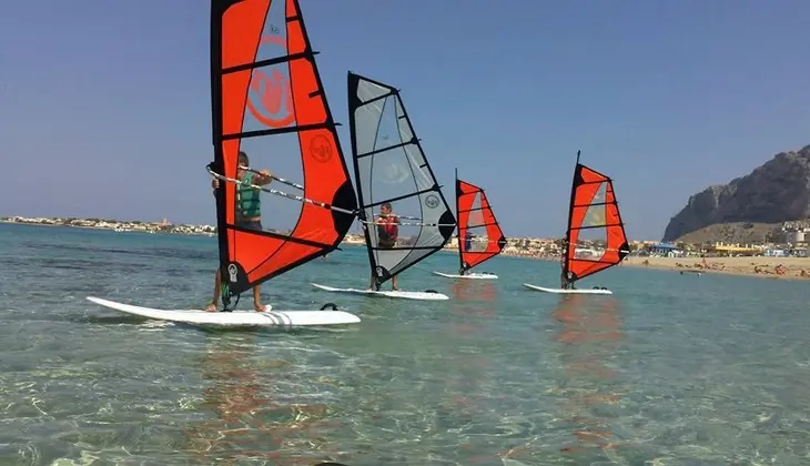 Corsi Windsurf Palermo - Attrazioni Isola Delle Femmine