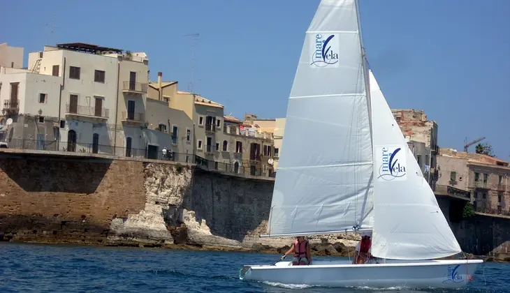 Boating holidays Holiday in Sicily -Sailing classes in Italy