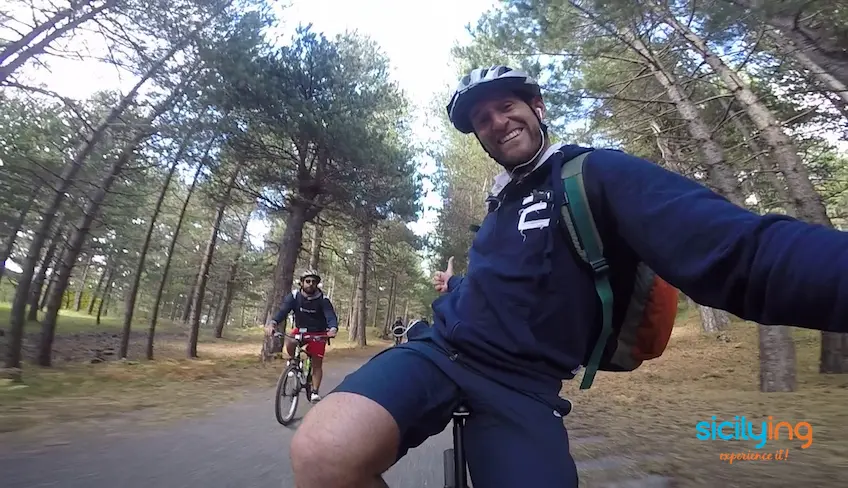 Sizilien auf dem Fahrrad Radfahren in Sizilien Ätna MTB